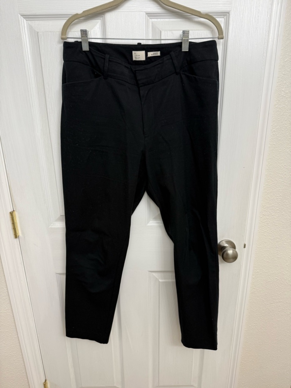 a new day Black Ankle Cropped Women's Dress Pants